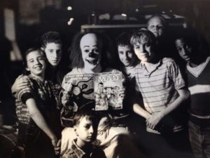 Il clown IT e i piccoli protagonisti- miniserie Tv