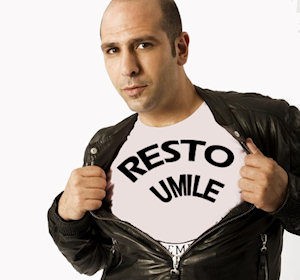 Checco-Zalone-Resto-Umile-World-Tour Checco-Zalone-Resto-Umile-World-Tour (2011)
