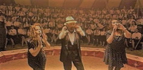 Lucio-Dalla-Attenti-al-Lupo-1990