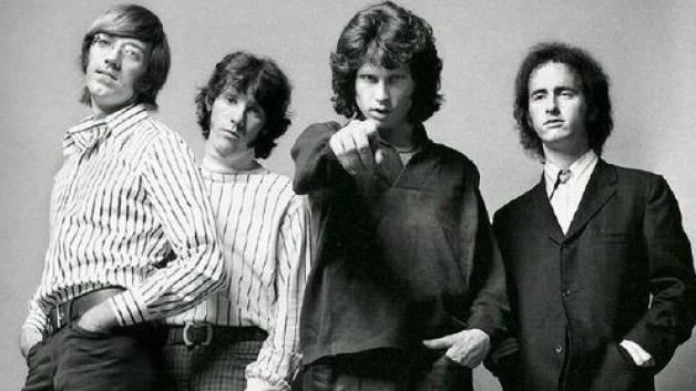 Band Musicale- The Doors- Frontman Jim Morrison Il gruppo musicale rock statunitense-The-Doors-frontman-Jim-Morrison