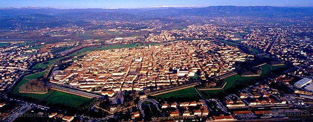 Foto-Panoramica-Cinta-delle-mura-Lucca-Recensione-Comparata-2019 Foto-Panoramica-Cinta-delle-mura-Lucca-Recensione-Comparata-2019