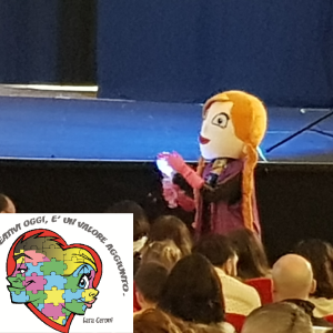 Teatro Palariviera con Elesa di Frozen -Cartoon World